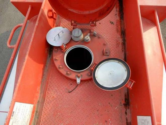 デュトロタンクローリー　TKG-XZU685M 東邦　 4WD 4000