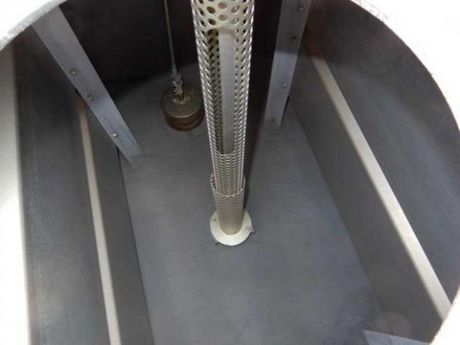 デュトロタンクローリー　TKG-XZU685M 東邦　 4WD 4000