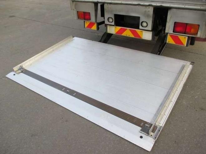 レンジャーLKG-FE7JPAG 冷凍バン　 2WD 6400