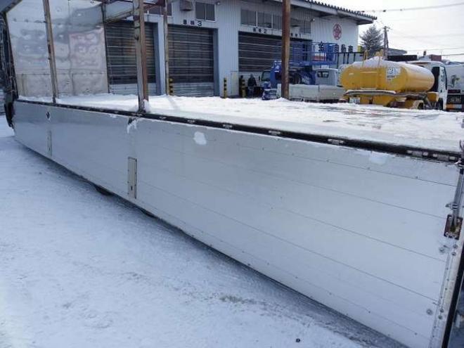 クオンチップ運搬車　ADG-CD4ZA　クオン　 2WD 13070