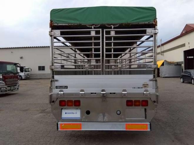 ギガ家畜運搬車　KL-CVR80P3　 2WD 15200