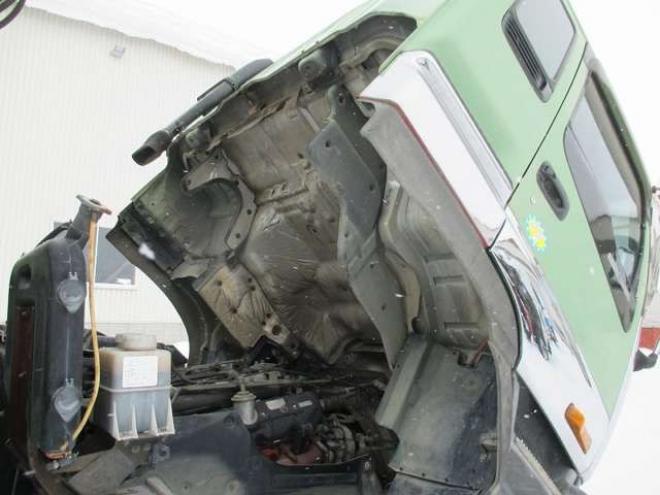 ギガコンクリートポンプ　KC-CYZ81Q2改　IHI　 2WD 19000