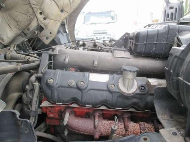 ギガコンクリートポンプ　KC-CYZ81Q2改　IHI　 2WD 19000