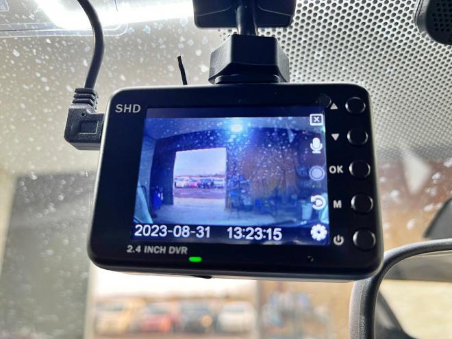 フィット1.3L 4WD 5年保証 サンルーフ ナビTV Bカメ ドラレコ ETC 寒冷地仕様 禁煙