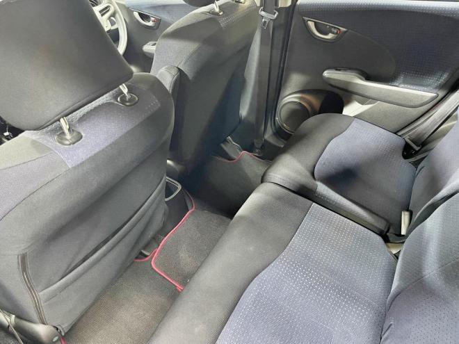 フィット1.3L 4WD 5年保証 サンルーフ ナビTV Bカメ ドラレコ ETC 寒冷地仕様 禁煙