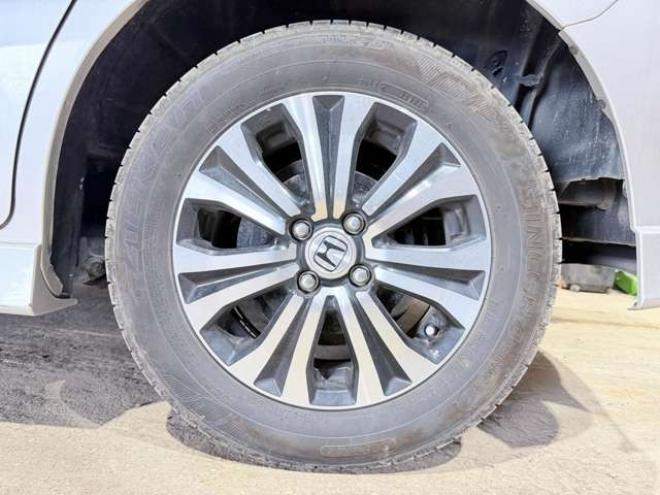 フリードハイブリッド1.5 ジャストセレクション　下廻防錆ナビBカメETCエンスタ 2WD 1500