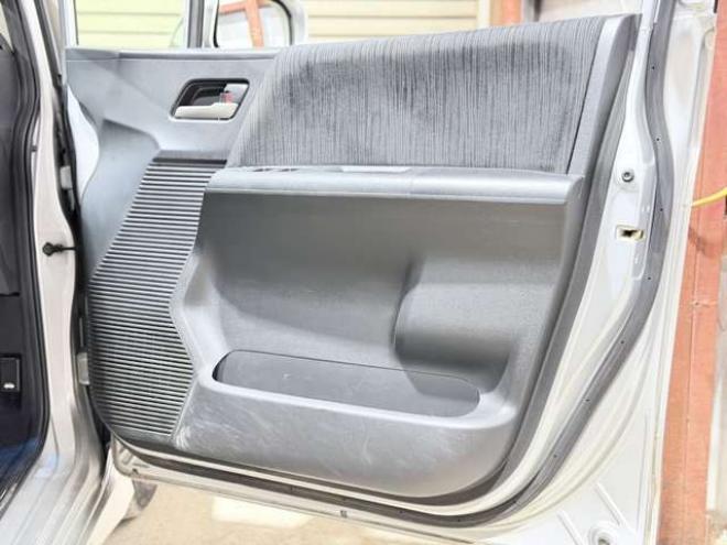 フリードハイブリッド1.5 ジャストセレクション　下廻防錆ナビBカメETCエンスタ 2WD 1500