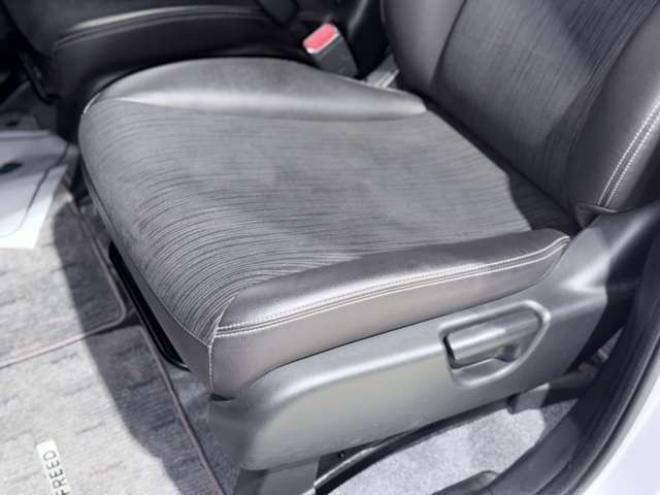 フリードハイブリッド1.5 ジャストセレクション　下廻防錆ナビBカメETCエンスタ 2WD 1500