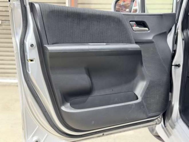 フリードハイブリッド1.5 ジャストセレクション　下廻防錆ナビBカメETCエンスタ 2WD 1500