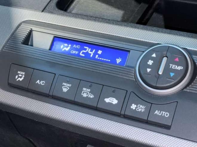 フリードハイブリッド1.5 ジャストセレクション　下廻防錆ナビBカメETCエンスタ 2WD 1500