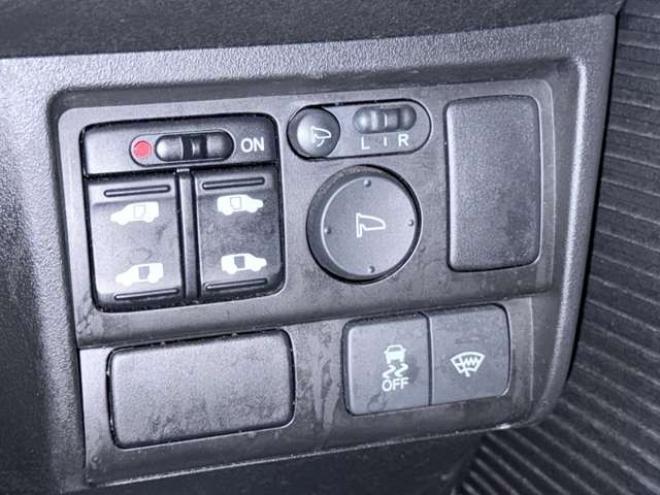 フリードハイブリッド1.5 ジャストセレクション　下廻防錆ナビBカメETCエンスタ 2WD 1500