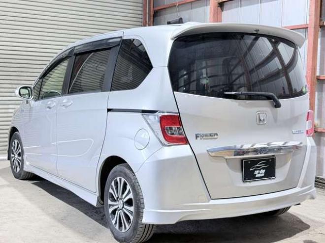 フリードハイブリッド1.5 ジャストセレクション　下廻防錆ナビBカメETCエンスタ 2WD 1500