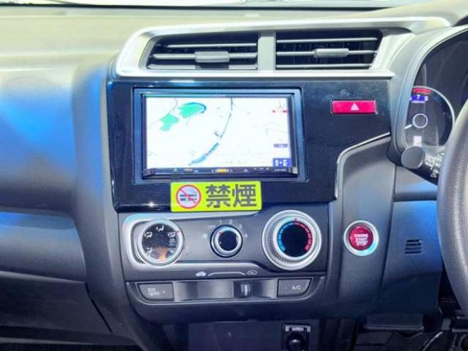 フィット1.3 13G Fパッケージ 4WD　下廻防錆TVナビETC 1300