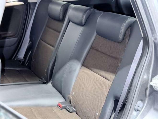 フィットシャトルハイブリッド1.3　下廻防錆キーレスTVナビETC 2WD 1300