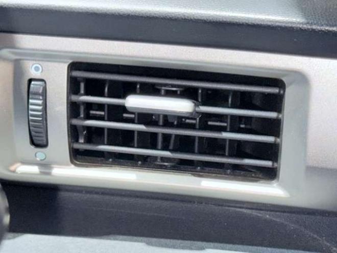 フリードスパイクハイブリッド1.5 ジャストセレクション　下廻防錆TVナビBカメETC 2WD 1500