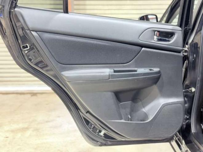 インプレッサスポーツ 2.0 i アイサイト 4WD 下廻防錆TVナビ 2000