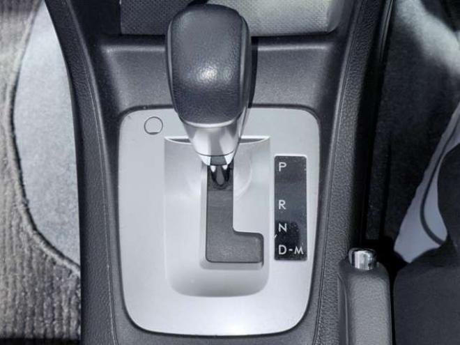 インプレッサスポーツ 2.0 i アイサイト 4WD 下廻防錆TVナビ 2000