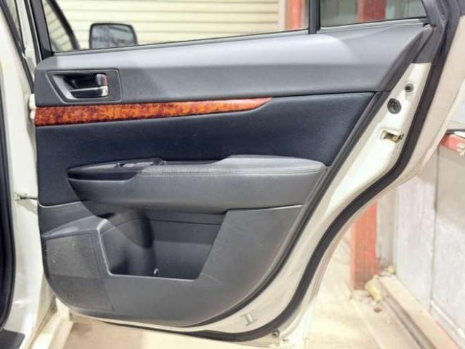 レガシィワゴン2.5 i Lパッケージ 4WD　下廻防錆TVナビBカメETC 2500