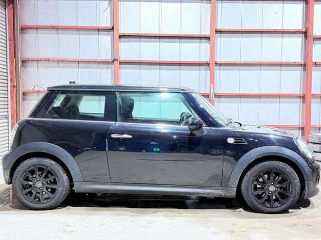 ミニワン　下廻防錆6速MTキーレスETC 正規輸入車 2WD 1600