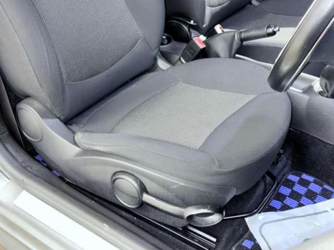 ミニワン　下廻防錆6速MTキーレスETC 正規輸入車 2WD 1600