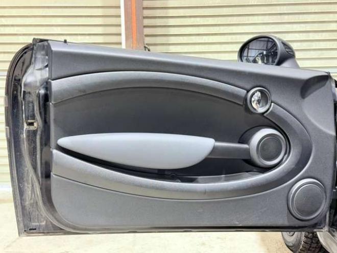 ミニワン　下廻防錆6速MTキーレスETC 正規輸入車 2WD 1600