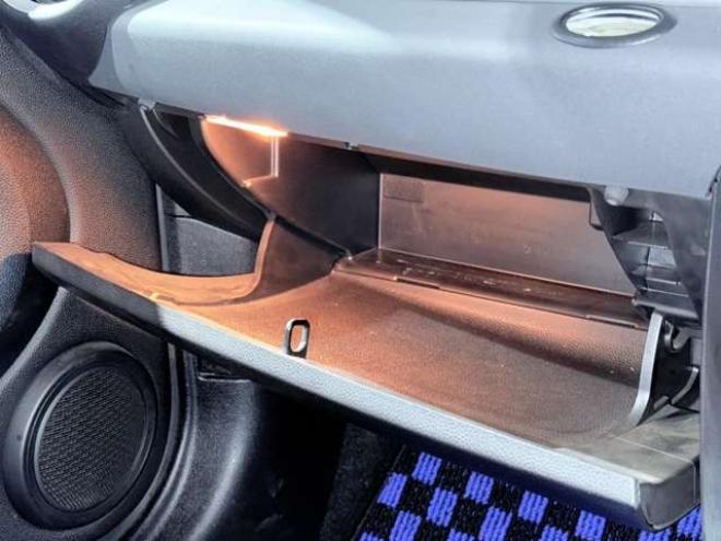 ミニワン　下廻防錆6速MTキーレスETC 正規輸入車 2WD 1600