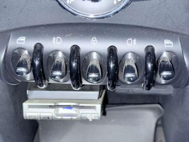 ミニワン　下廻防錆6速MTキーレスETC 正規輸入車 2WD 1600