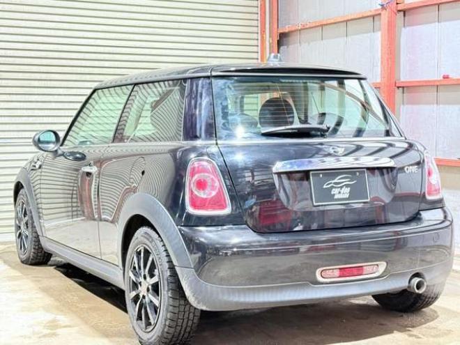 ミニワン　下廻防錆6速MTキーレスETC 正規輸入車 2WD 1600