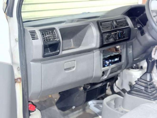 クリッパートラック SD 4WD　下廻防錆夏冬タイヤ 660