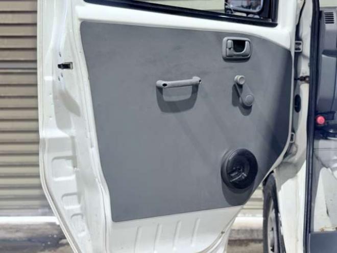 クリッパートラック SD 4WD　下廻防錆夏冬タイヤ 660