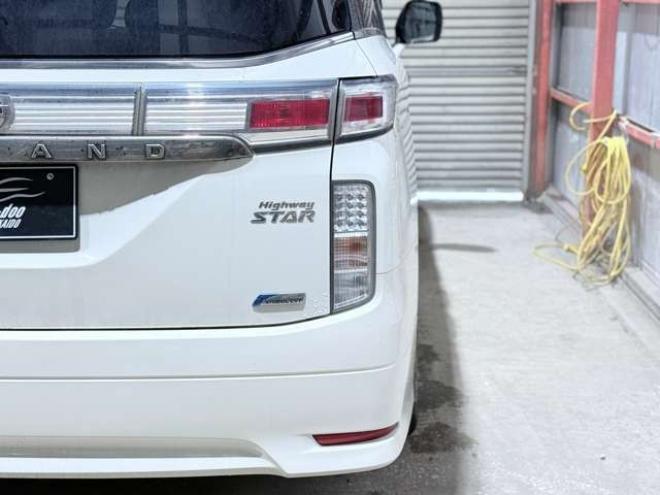 エルグランド2.5 250ハイウェイスター アーバンクロム 4WD　下廻防錆TVナビBカメETC後席モニタ 2500