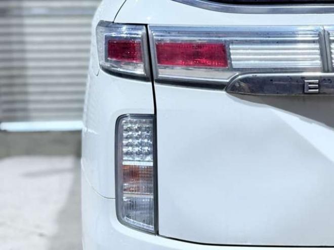 エルグランド2.5 250ハイウェイスター アーバンクロム 4WD　下廻防錆TVナビBカメETC後席モニタ 2500