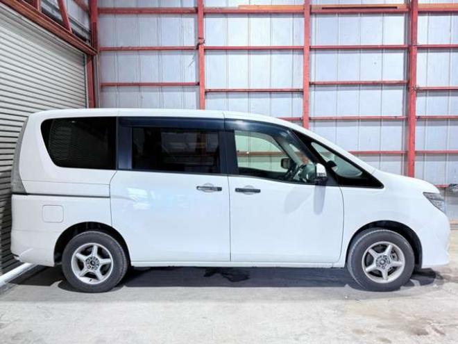 セレナ2.0 20X アドバンストセーフティ パッケージ 4WD　下廻防錆TVナビBカメETC 2000