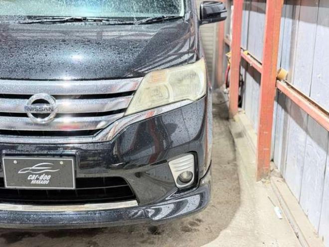 セレナ2.0 ハイウェイスター 4WD　下廻防錆TVナビBカメETC 2000