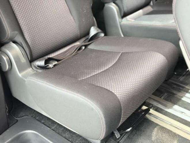 セレナ2.0 ハイウェイスター 4WD　下廻防錆TVナビBカメETC 2000