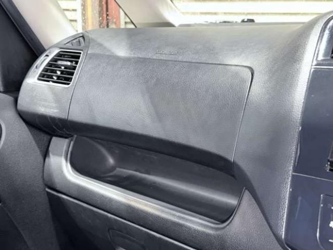 セレナ2.0 ハイウェイスター 4WD　下廻防錆TVナビBカメETC 2000