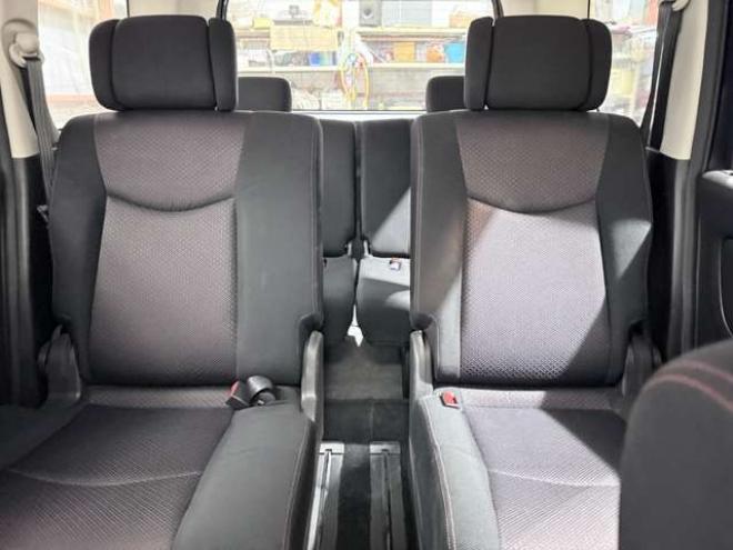 セレナ2.0 ハイウェイスター 4WD　下廻防錆TVナビBカメ後席モニタ 2000