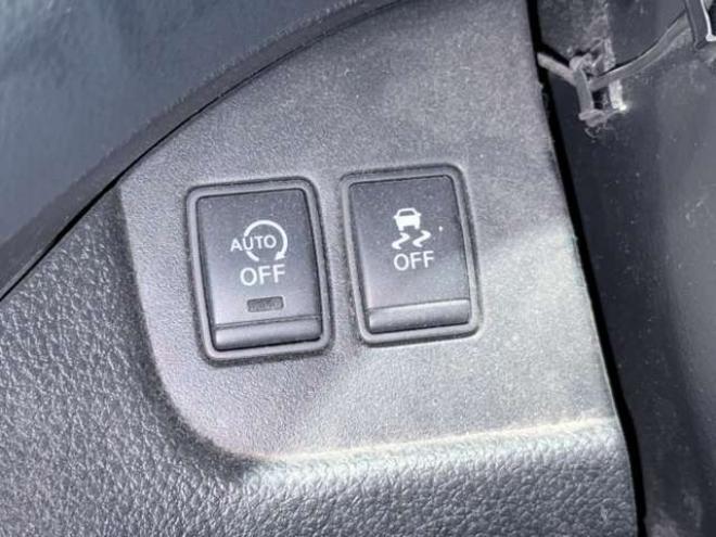 セレナ2.0 20X 4WD　下廻防錆4WDTVナビBカメエンスタETC 2000