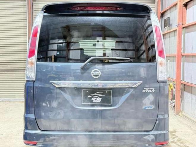 セレナ2.0 ハイウェイスター 4WD　下廻防錆1オナTVナビBカメ後席モニタ夏冬タイヤ 2000