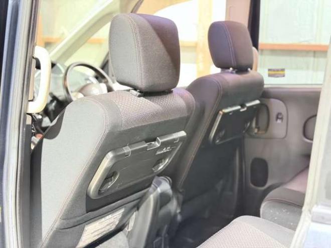 セレナ2.0 ハイウェイスター 4WD　下廻防錆1オナTVナビBカメ後席モニタ夏冬タイヤ 2000