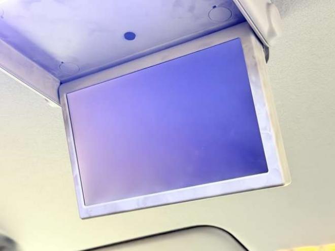 セレナ2.0 ハイウェイスター 4WD　下廻防錆1オナTVナビBカメ後席モニタ夏冬タイヤ 2000