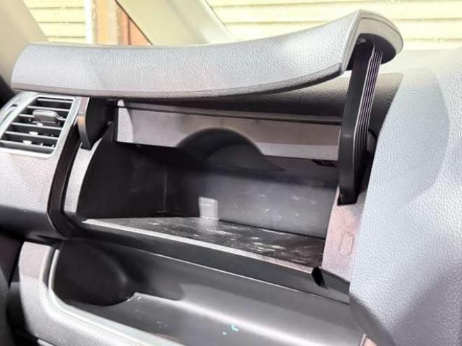 セレナ2.0 ハイウェイスター 4WD　下廻防錆1オナTVナビBカメ後席モニタ夏冬タイヤ 2000