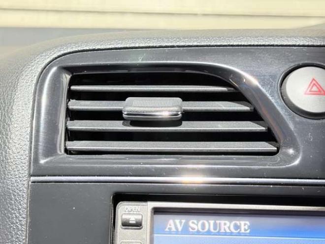 セレナ2.0 ハイウェイスター 4WD　下廻防錆1オナTVナビBカメ後席モニタ夏冬タイヤ 2000