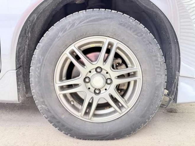 ノート1.2 X エアロスタイル　下廻防錆TVナビETC 2WD 1200