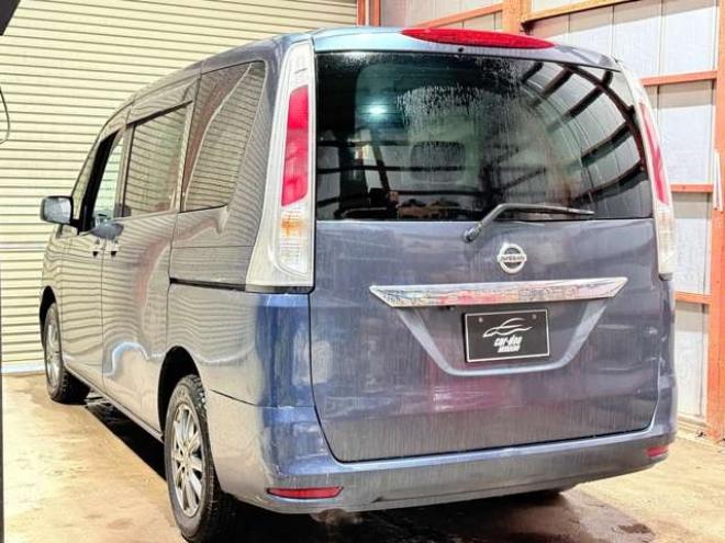 セレナ2.0 20X 4WD　下廻防錆TVナビETCエンスタ 2000