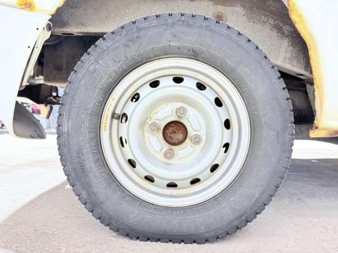 NV100クリッパーDX 4WD　下廻防錆 660