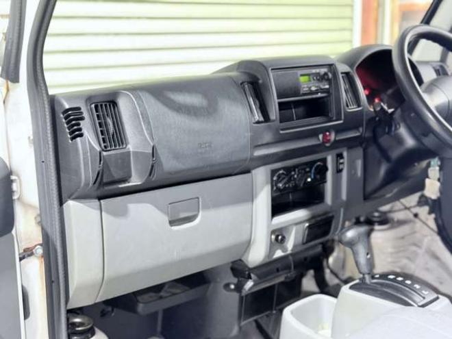 NV100クリッパーDX 4WD　下廻防錆 660