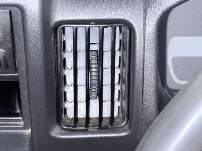 NV100クリッパーDX 4WD　下廻防錆 660