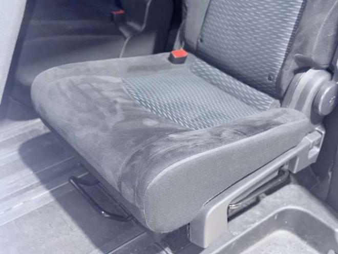 セレナ2.0 20S 4WD　下廻防錆キーレスCD 2000