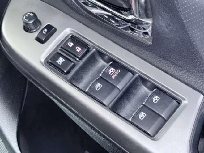 インプレッサスポーツ 1.6 i-S 4WD 下廻防錆TVナビETC 1600